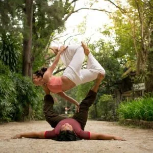 Chest stand