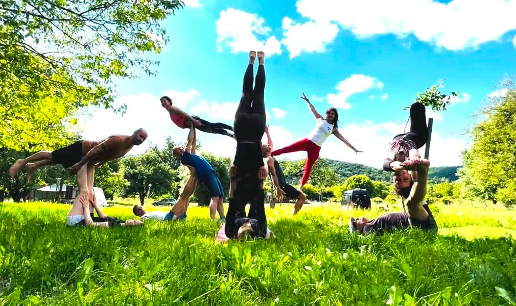 Budapest acroyoga community