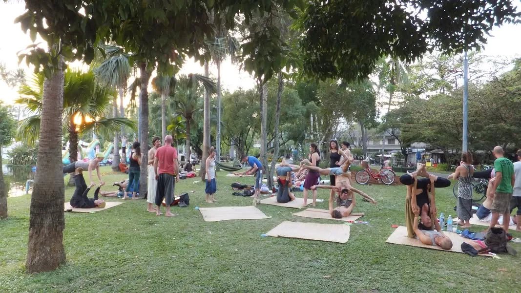 Chiang Mai acroyoga community
