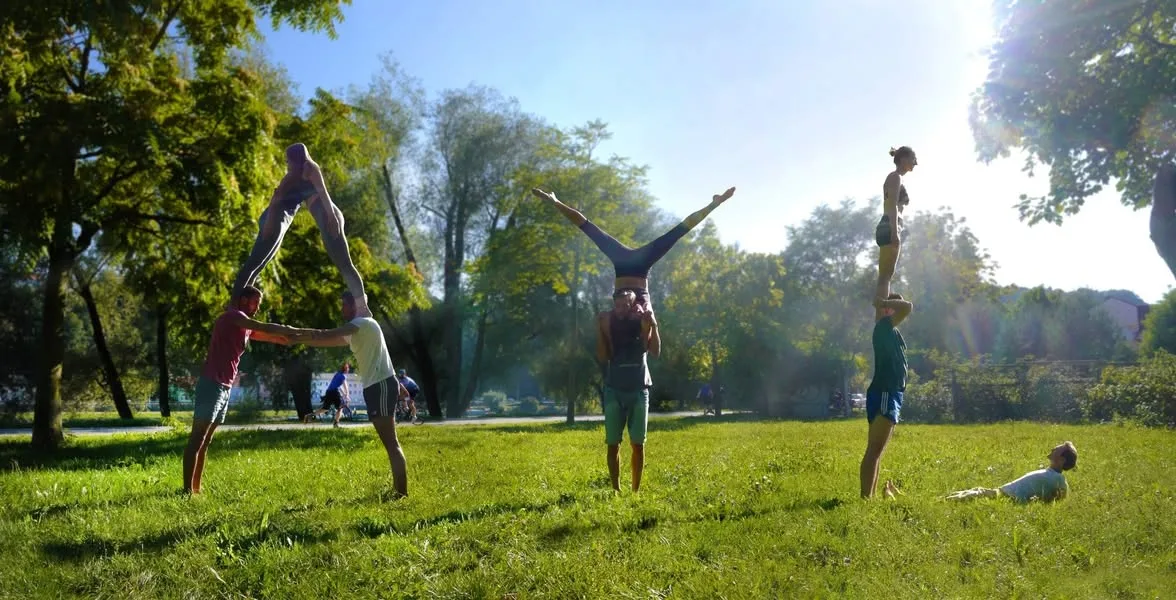 Linz acroyoga community