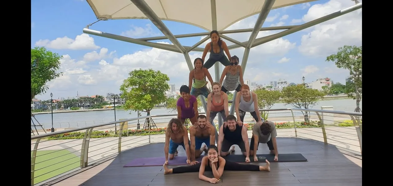Saigon acroyoga community