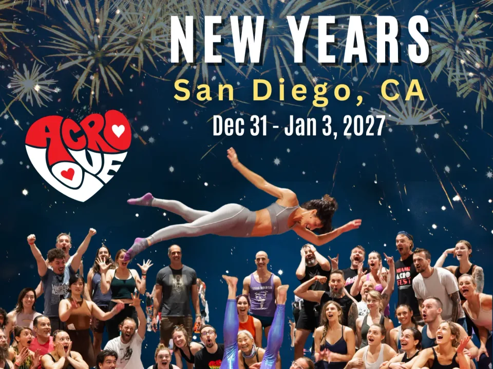 Acrolove New Years