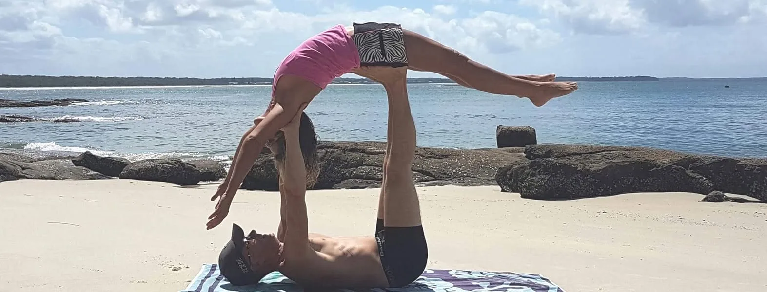 South Coast NSW acroyoga community