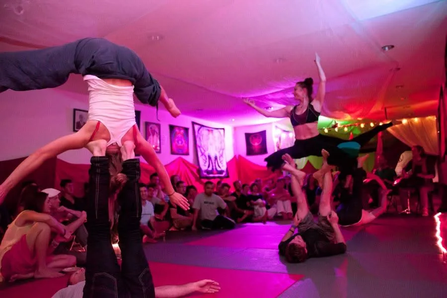 Bay Acro community
